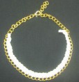Collar trenzado cordón ancho blanco.