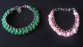 Pulseras trapillo anudadas a cadena.