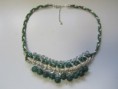 Collar verde cadena y abalorios